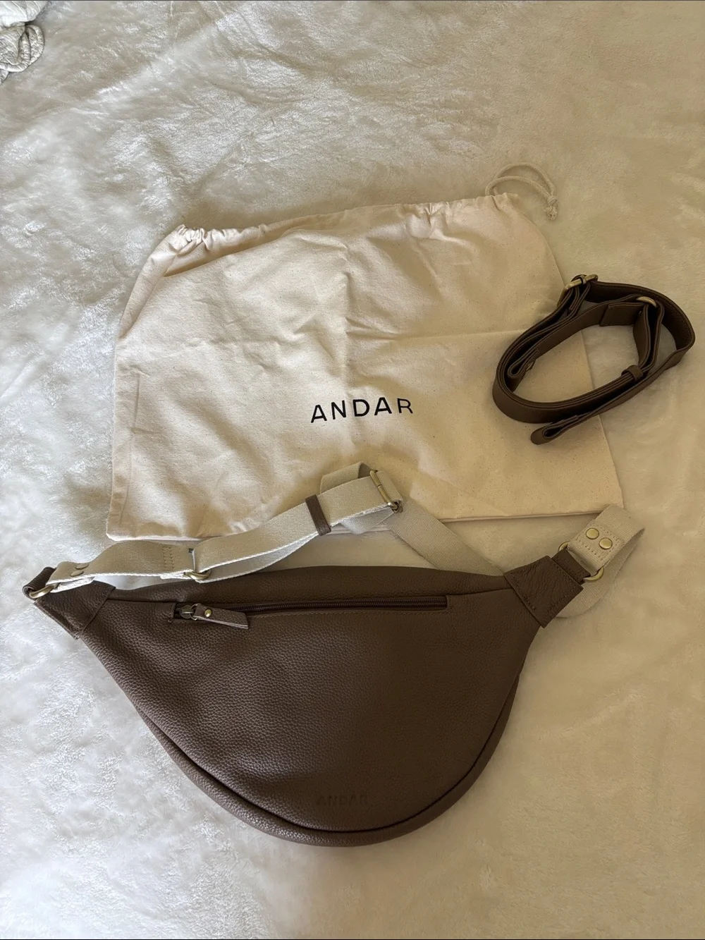 Andar brown leather